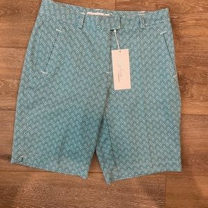 New women’s golf shorts size 2